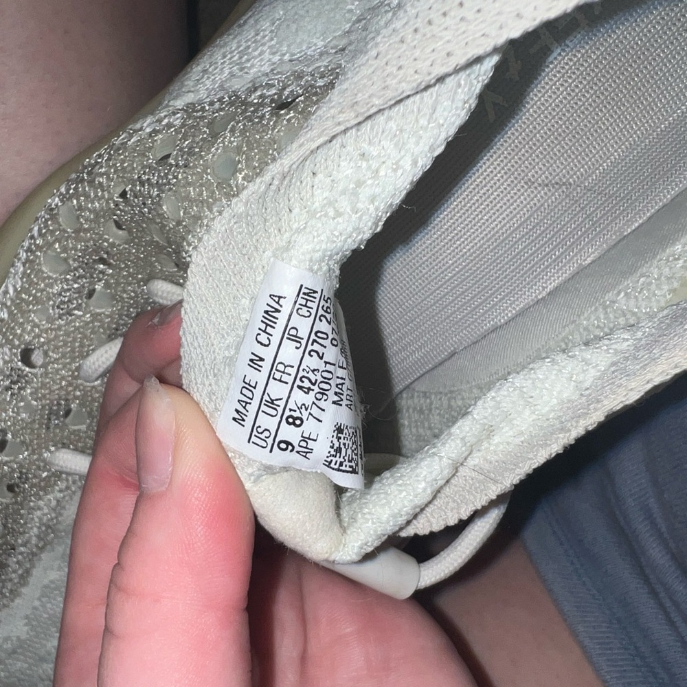 Yeezy Sneakers